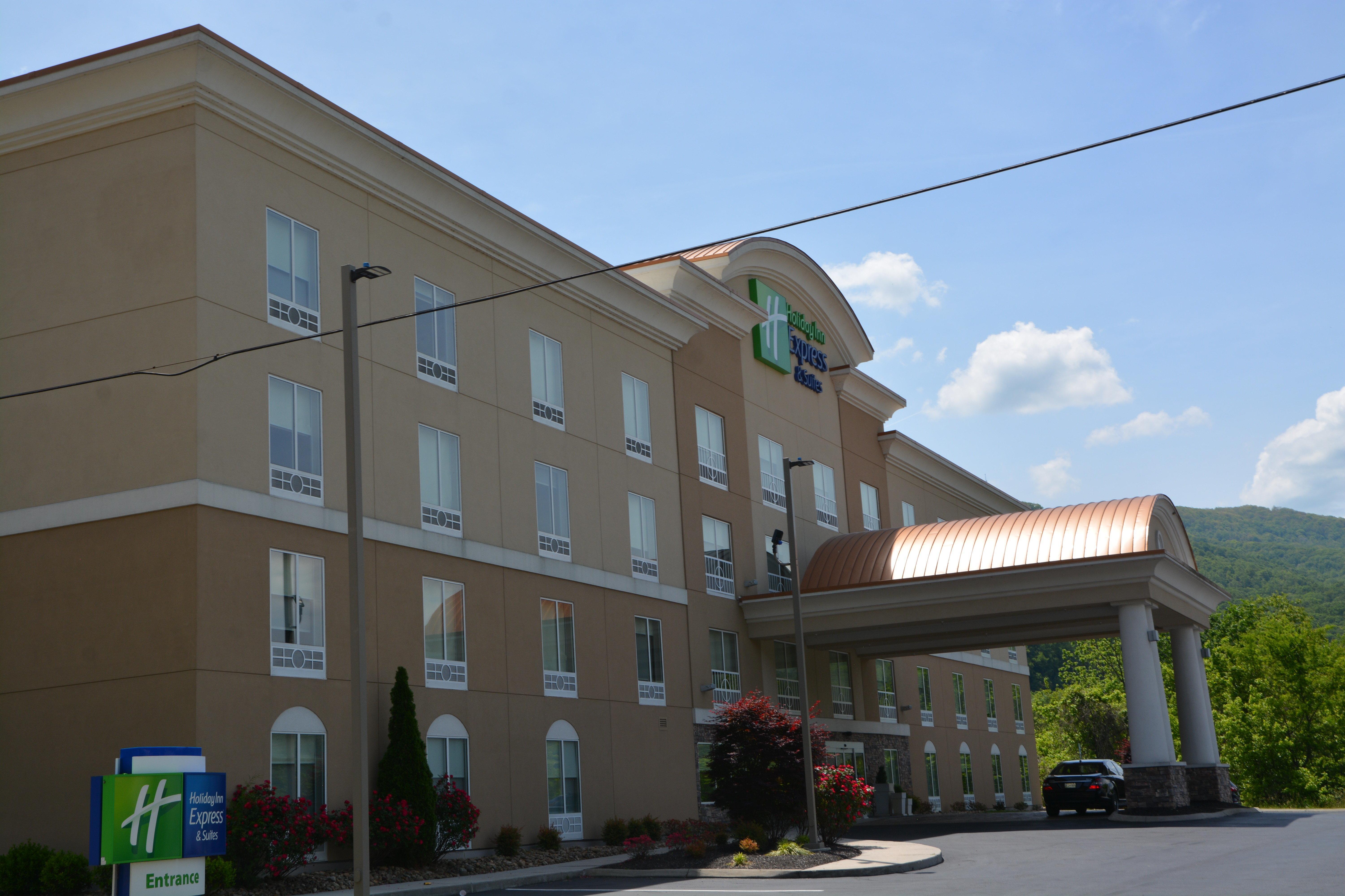 Holiday Inn Express & Suites Caryville By Ihg Buitenkant foto